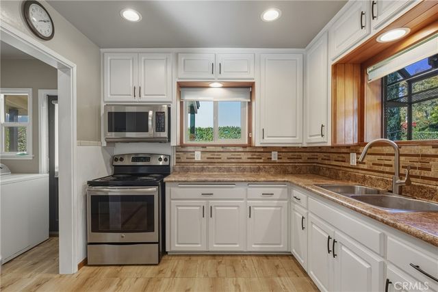 375 N Canyon Boulevard, Monrovia, CA 91016