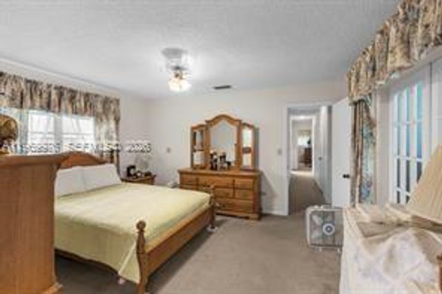 5490 SW 128th Ave, Southwest Ranches, FL 33330