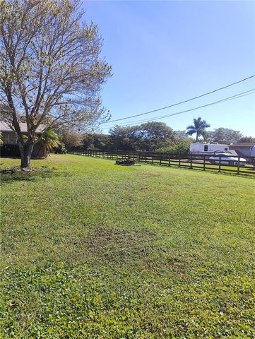 5490 SW 128th Ave, Southwest Ranches, FL 33330