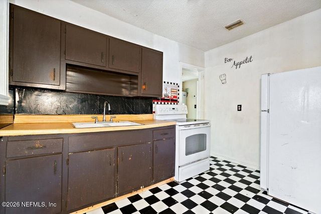 2982 DELLWOOD Avenue, Jacksonville, FL 32205