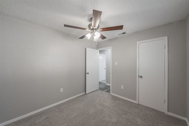 2666 Kellogg Avenue, Dallas, TX 75216