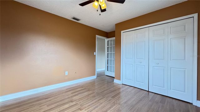 933 SE 26TH STREET, Cape Coral, FL 33904