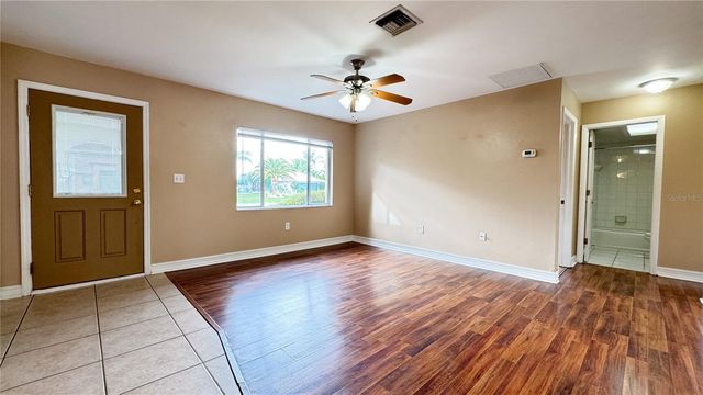 933 SE 26TH STREET, Cape Coral, FL 33904