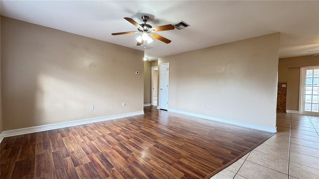 933 SE 26TH STREET, Cape Coral, FL 33904