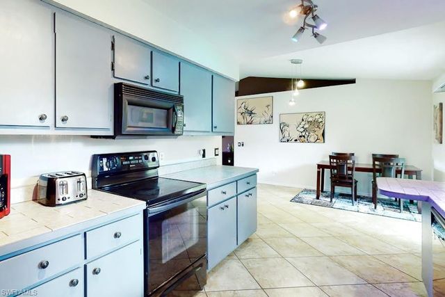 18401 Huckleberry RD, Fort Myers, FL 33967