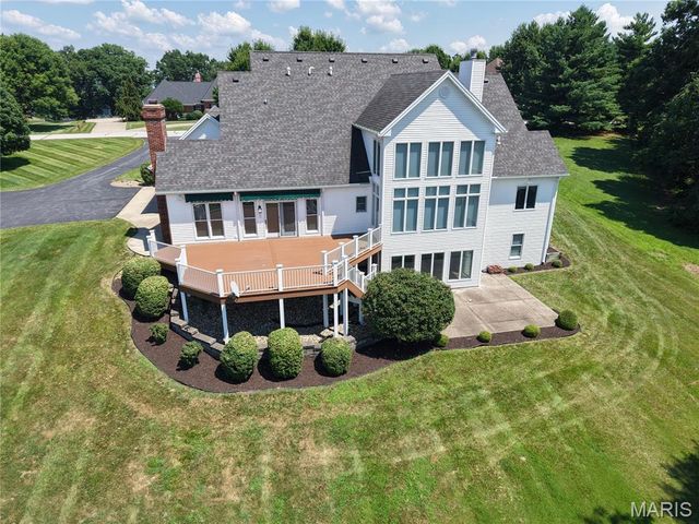 17 Orchard Point Road, Hannibal, MO 63401