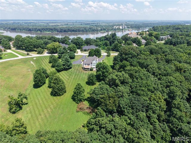 17 Orchard Point Road, Hannibal, MO 63401