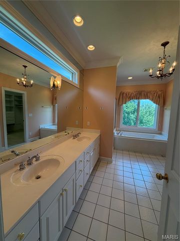 17 Orchard Point Road, Hannibal, MO 63401