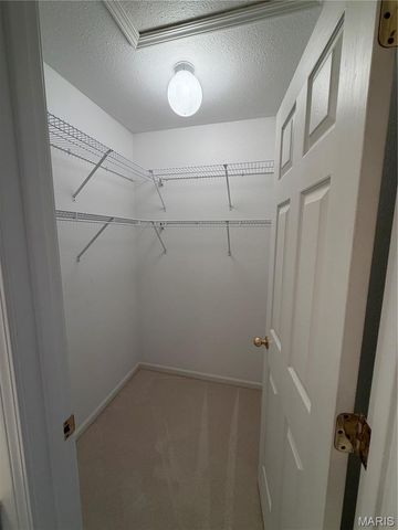 17 Orchard Point Road, Hannibal, MO 63401