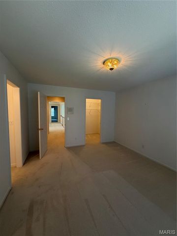 17 Orchard Point Road, Hannibal, MO 63401
