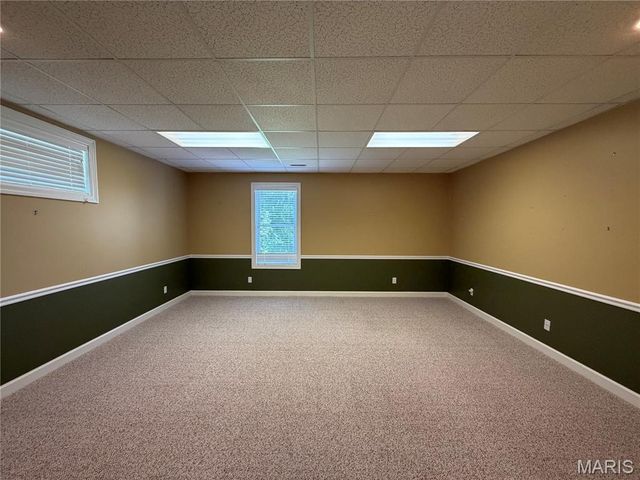 17 Orchard Point Road, Hannibal, MO 63401