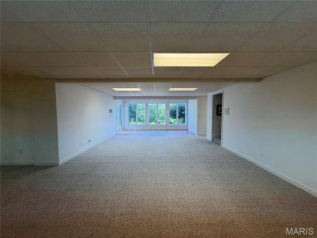 17 Orchard Point Road, Hannibal, MO 63401