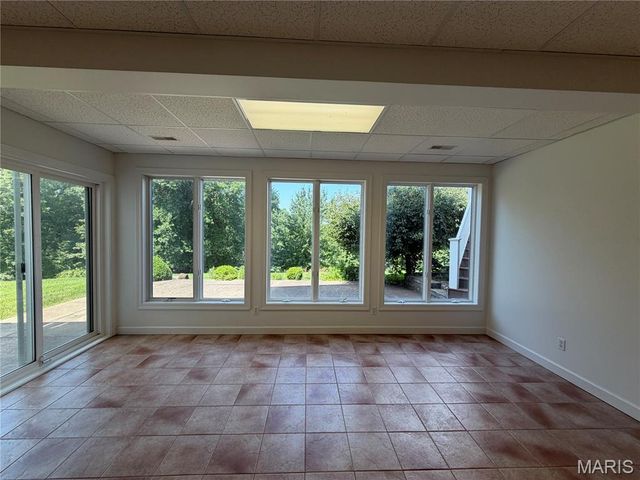 17 Orchard Point Road, Hannibal, MO 63401
