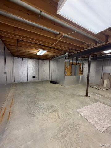 17 Orchard Point Road, Hannibal, MO 63401