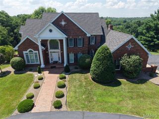 17 Orchard Point Road, Hannibal, MO 63401