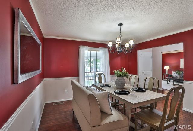 11858 Villa Dorado Drive, St Louis, MO 63146