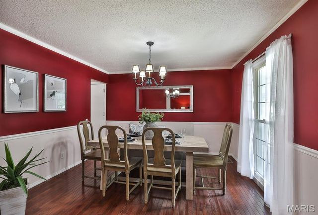11858 Villa Dorado Drive, St Louis, MO 63146