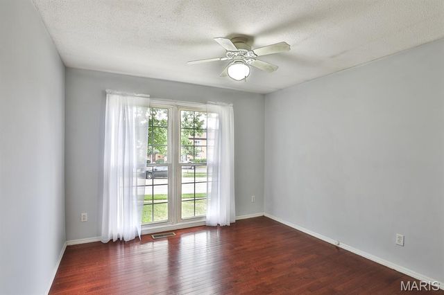 11858 Villa Dorado Drive, St Louis, MO 63146