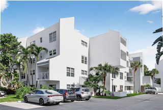 2870 NE 14th St Causeway 203C, Pompano Beach, FL 33062