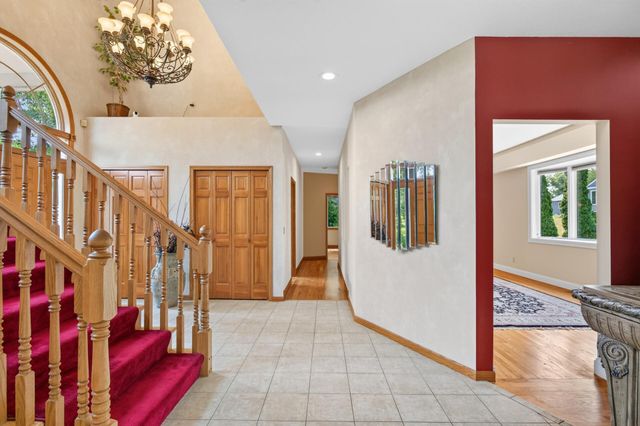 2300 Bantas Point Road, Wayzata, MN 55391