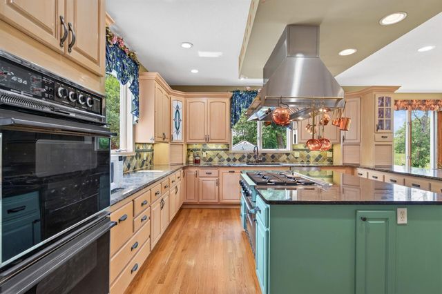 2300 Bantas Point Road, Wayzata, MN 55391