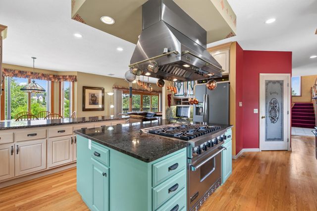 2300 Bantas Point Road, Wayzata, MN 55391