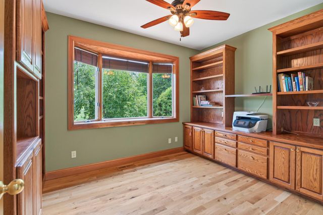 2300 Bantas Point Road, Wayzata, MN 55391