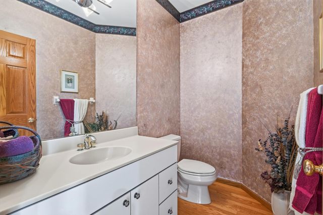 2300 Bantas Point Road, Wayzata, MN 55391