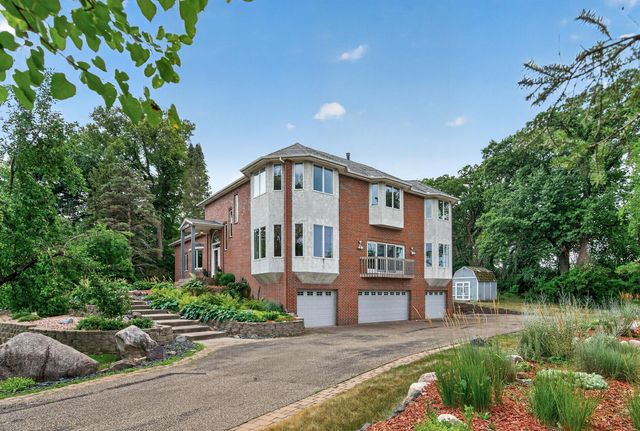 2300 Bantas Point Road, Wayzata, MN 55391