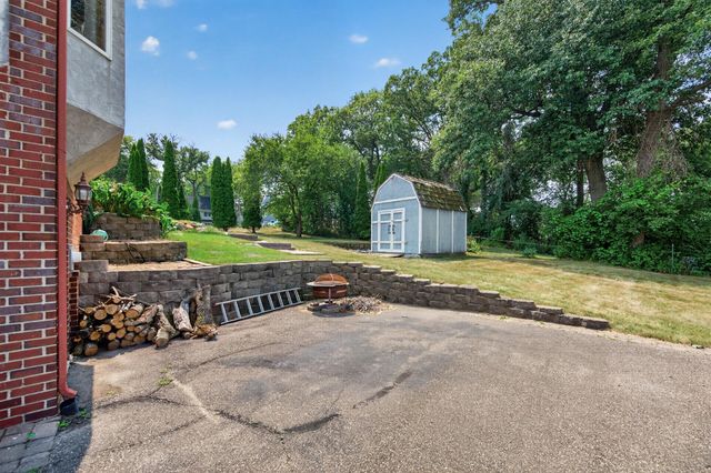2300 Bantas Point Road, Wayzata, MN 55391