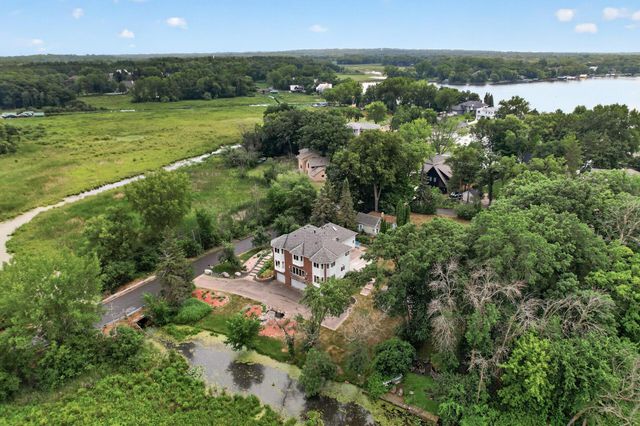 2300 Bantas Point Road, Wayzata, MN 55391