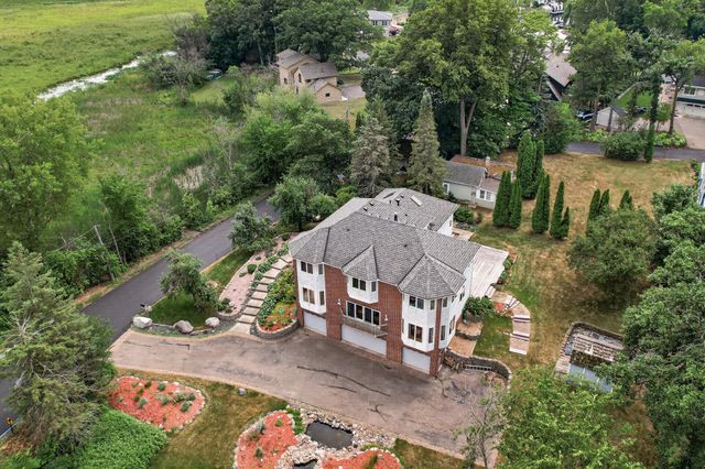 2300 Bantas Point Road, Wayzata, MN 55391