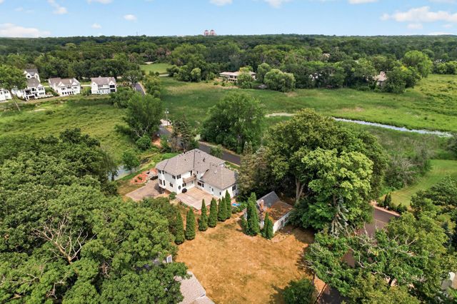 2300 Bantas Point Road, Wayzata, MN 55391
