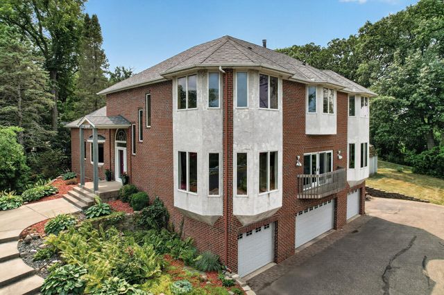 2300 Bantas Point Road, Wayzata, MN 55391