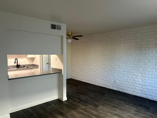 1111 S San Jose 1, Mesa, AZ 85202