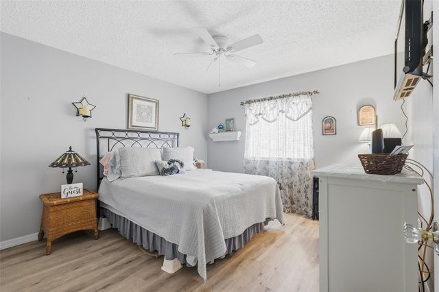 2948 BANCROFT CIRCLE E B, Palm Harbor, FL 34683