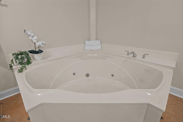 6423 New Market Way Way, Raleigh, NC 27615