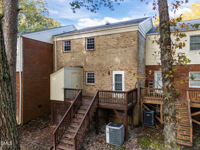 6423 New Market Way Way, Raleigh, NC 27615