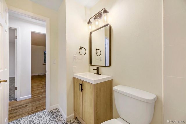 907 Newton Street, Denver, CO 80204