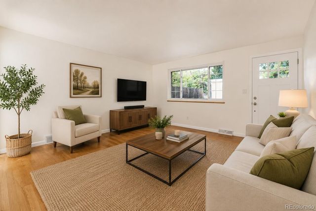 907 Newton Street, Denver, CO 80204