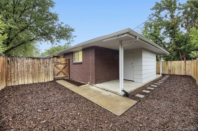 907 Newton Street, Denver, CO 80204