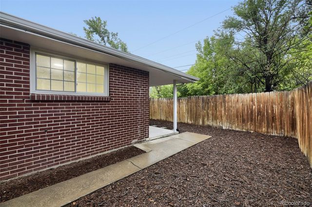 907 Newton Street, Denver, CO 80204