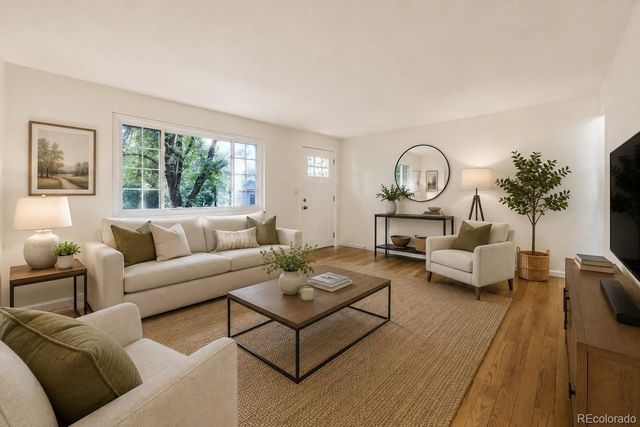 907 Newton Street, Denver, CO 80204