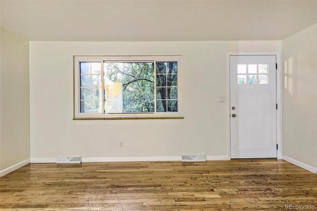 907 Newton Street, Denver, CO 80204