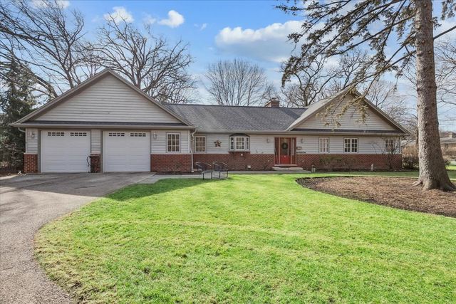 50 W Blodgett Avenue, Lake Bluff, IL 60044