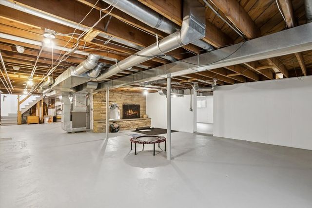 50 W Blodgett Avenue, Lake Bluff, IL 60044