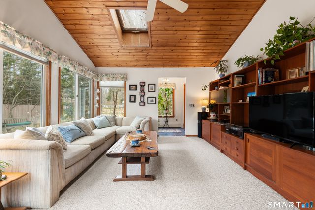 20 Woods Grove Road, Westport, CT 06880