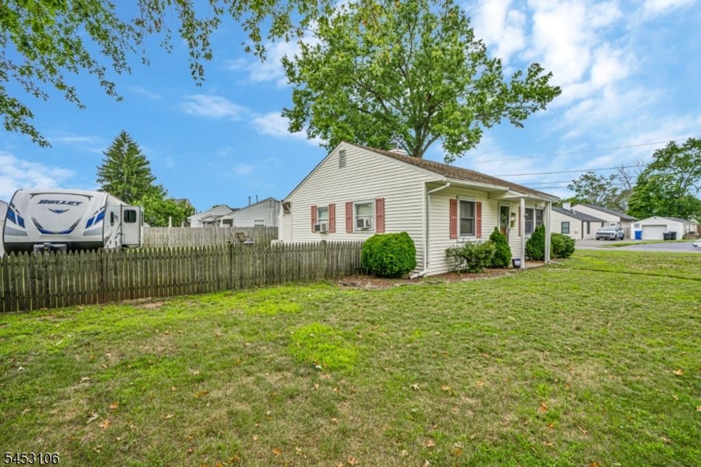 2 Orchid Pl, Middlesex Boro, NJ 08846 — photo 2