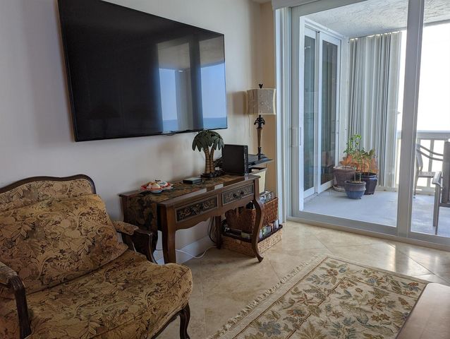 3570 S Ocean Boulevard 500, South Palm Beach, FL 33480