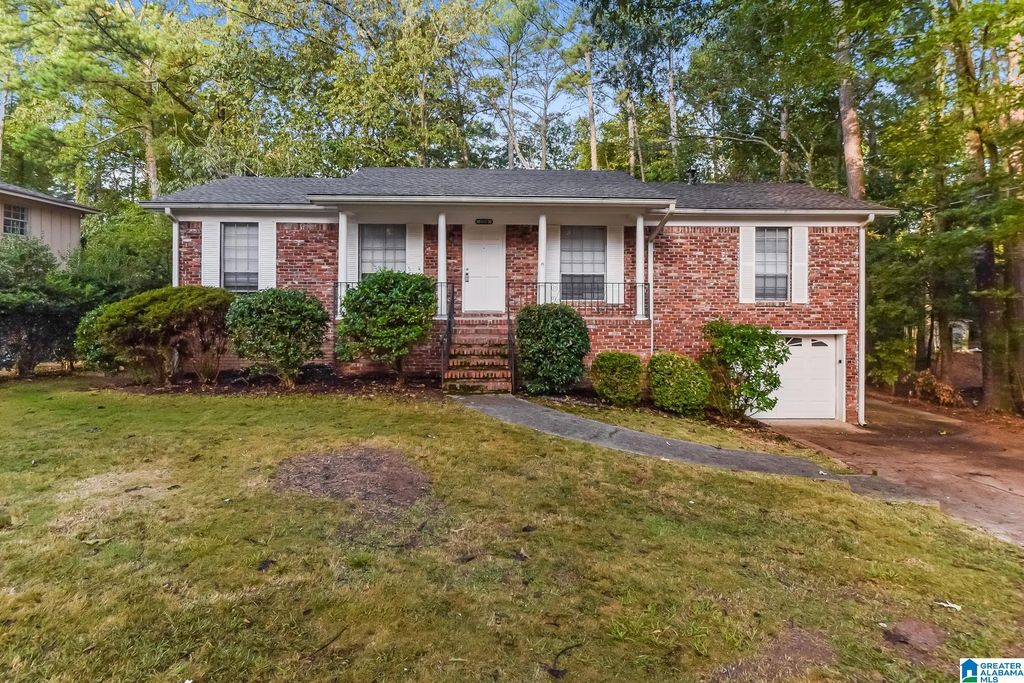 1508 BREWSTER CIRCLE, Birmingham, AL 35235